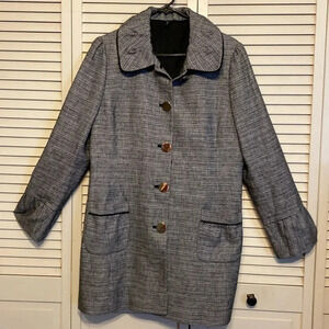 Tahari Gray Plaid Coat